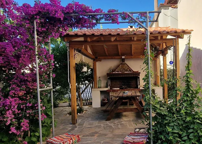 Nikolaos House