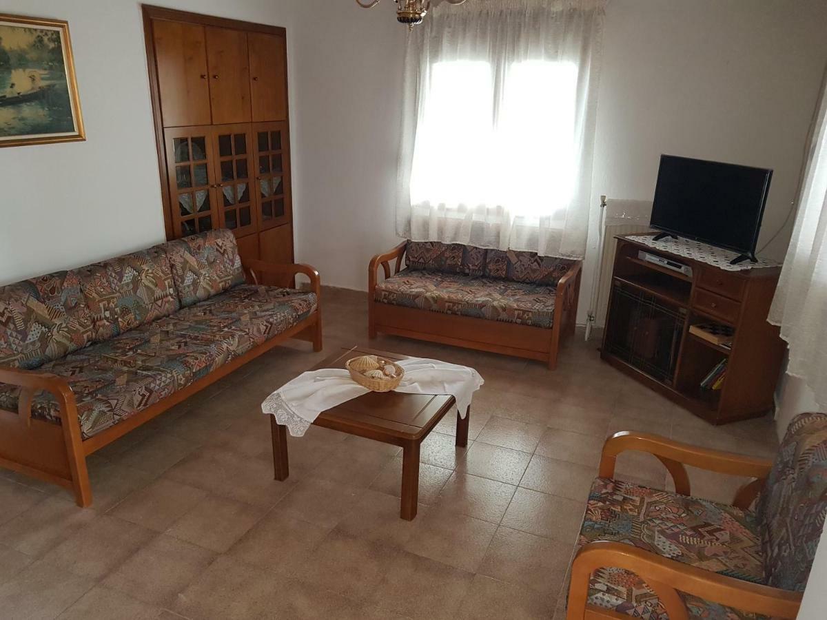 Nikolaos House